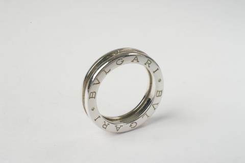 A 18k white gold "B zero 1" ring by Bulgari