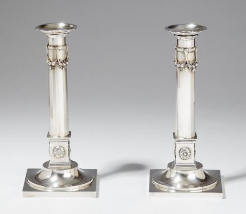 Johann Rudolf Haller - A pair of neoclassical silver candlesticks. Marks of Johann Rudolf Haller, 1805 - 06.