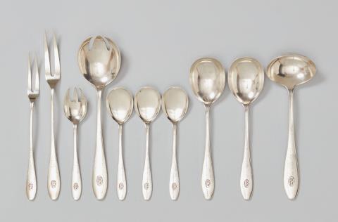 Richard Riemerschmid - Ten jugendstil Munich silver serving pieces. Comprising five spoons, four forks and a small ladle, all pieces monogrammed "FB". Design attributed to Richard Riemerschmid 1911/12, produced by Carl Weishaupt.
