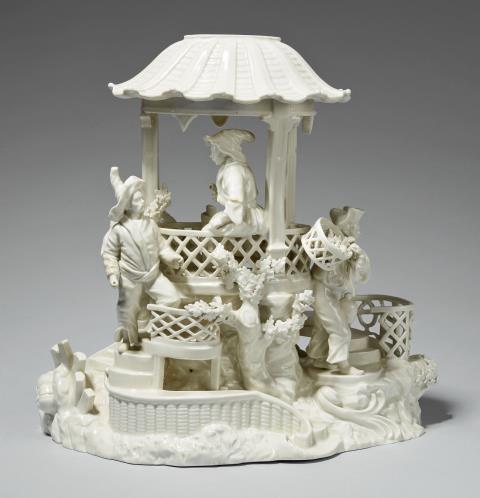 Porcelain Manufacture Frankenthal - A rare early Frankenthal porcelain model of a Chinese pavilion