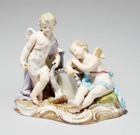 Ernst August Leuteritz - A Meissen porcelain group as an allegory of victory