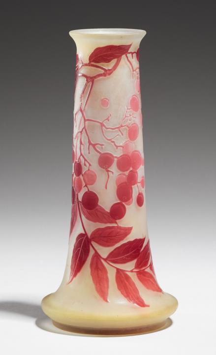  Gallé (Cristallerie de Gallé) - A Gallé "sorbier" etched overlay glass vase