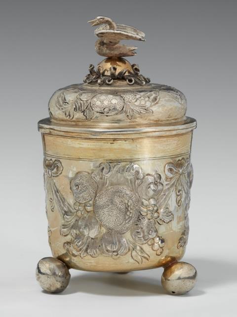 Sigmund Bierfreund - A Nuremberg parcel gilt silver beaker. Marks of Sigmund Bierfreund, ca. 1690.