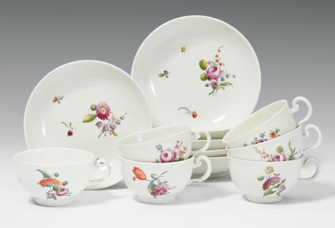  Ansbach - A set of six Ansbach porcelain cups and saucers