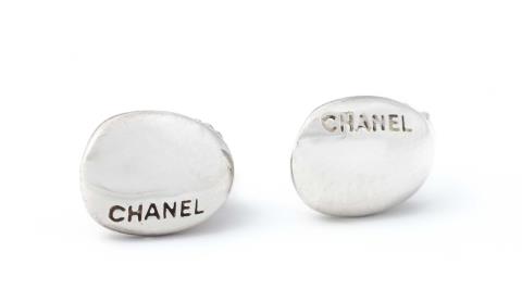  Chanel - A pair of Chanel "Ligne argent" stud earrings, 2002