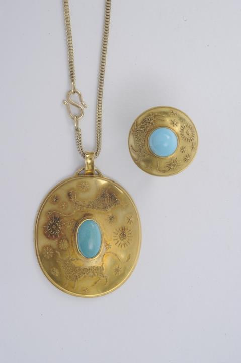 Elisabeth Treskow - A 14k gold ring and pendant with granulated decor