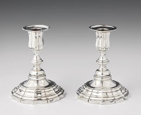Gilles Berryer sen. - A pair of Liege silver candletsticks