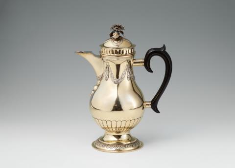 Friedrich August Joseph Gangolf Samans - A large Neoclassical silver gilt coffee pot