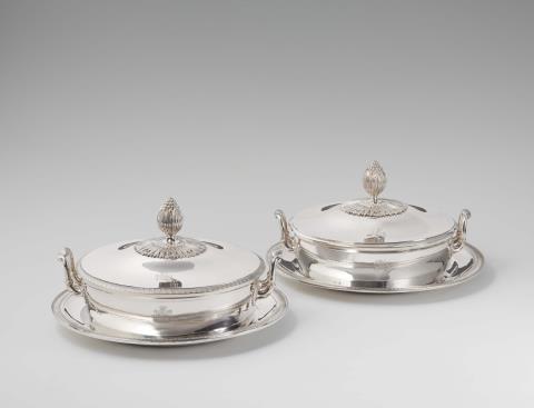 Jean-Charles Cahier - Two Parisian silver dishes and covers on stands