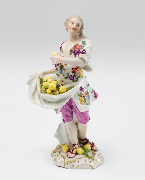 Friedrich Elias Meyer - A Meissen porcelain figure of a lemon seller from the "Cris de Paris"