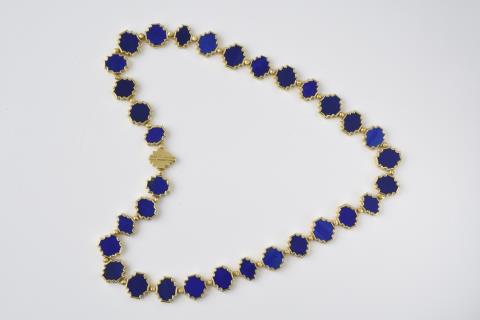 Christa Lühtje - A 21k gold and lapis lazuli collier