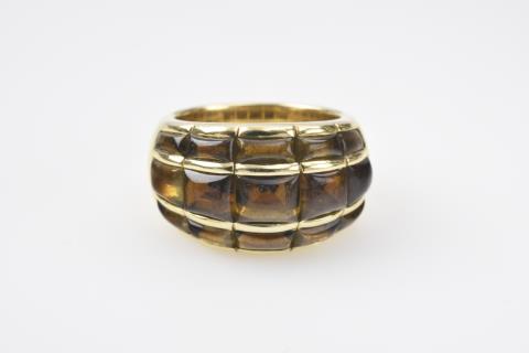 Gebrüder Hemmerle - An 18k gold and tourmaline ring