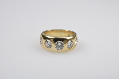 Juwelier Wilm - Bandring mit Diamanten