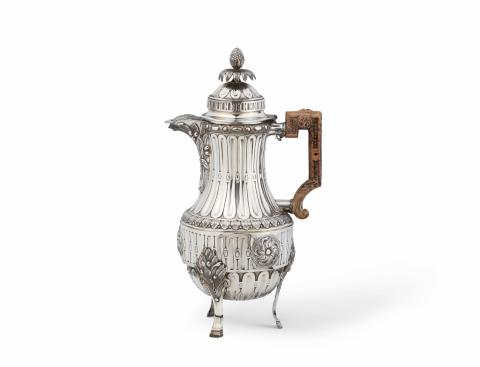 Maurice-Joseph Evrard - A Mons silver coffee pot