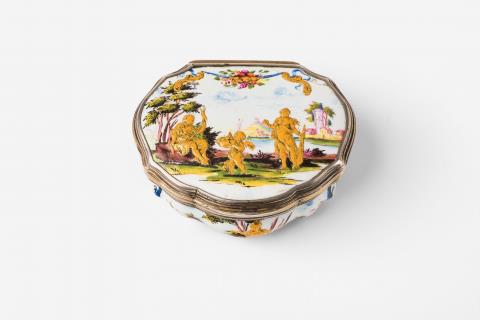 Christian Friedrich Herold - An enamelled snuff box with mythological decor
