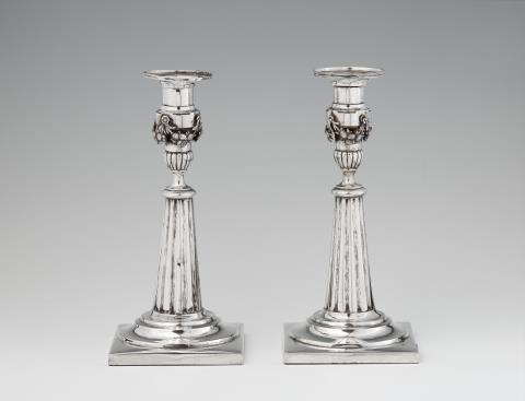 Gottlieb Johann Biller - A pair of Augsburg silver candlesticks