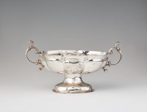 Frederik de Booser - A Groningen silver brandy bowl