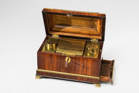Abraham Roentgen - A tea caddy by Abraham Roentgen