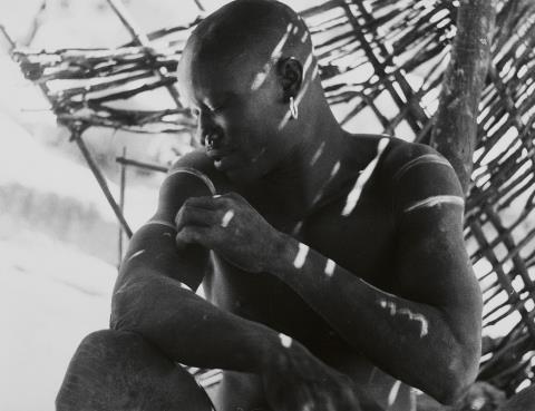 Leni Riefenstahl - Untitled (from the series: Nuba)