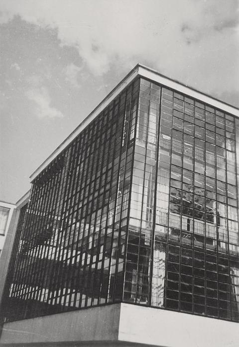 Albert Hennig - Untitled (Bauhaus front, Dessau)