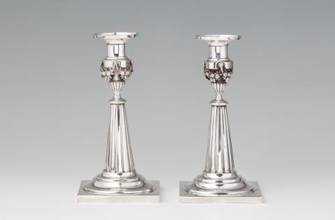 Jeremias Balthasar Heckenauer - A pair of Augsburg silver candlesticks