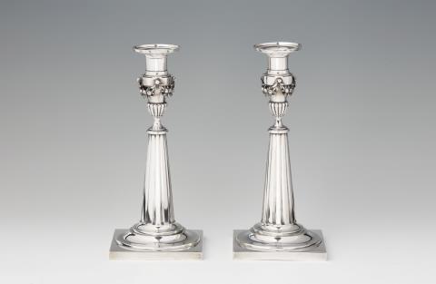 Jeremias Balthasar Heckenauer - A pair of Augsburg silver candlesticks