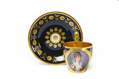  Vienna, Imperial Manufactory directed by Matthias Niedermayer - A Niedermayer porcelain cup with a portrait of Archduchess Maria Ludovika