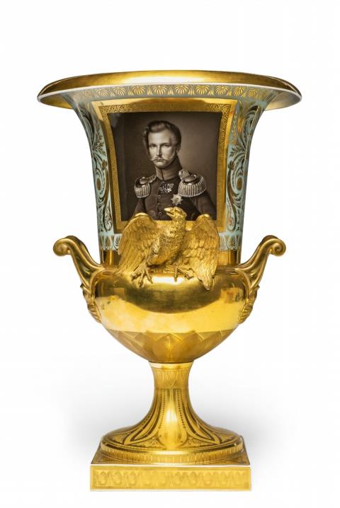 Franz Krüger - A Berlin KPM porcelain commemorative vase with a portrait of Prince Wilhem (I)