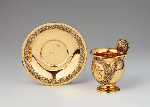 Johann Friedrich Schüller - A Dresden silver gilt cup with portraits of the Saxon royal family