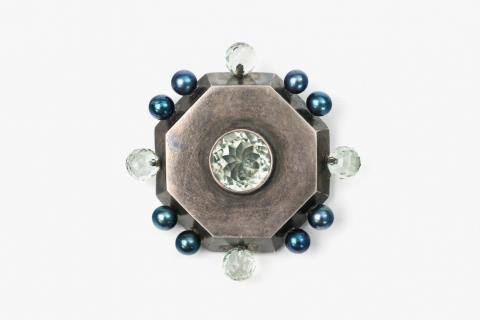 Sabine Strobel - A Sterling silver and green quartz brooch