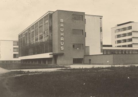Anonym - Bauhaus-Gebäude, Dessau