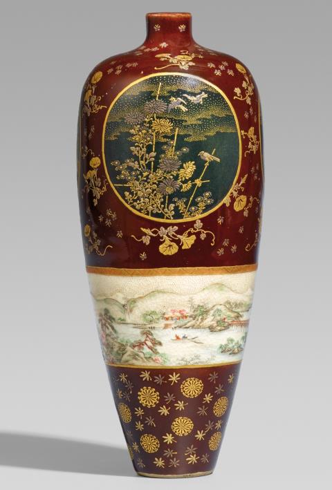 Schlanke Satsuma-Vase. Kyoto. Um 1900