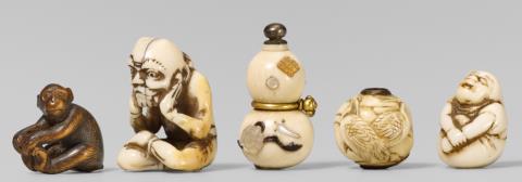 Hubert Gerhard - Three ivory ojime, one wood ojime and one miniature ivory nioibin. 19th century