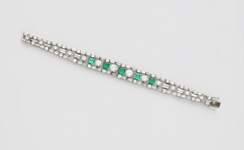Jeweller Weyersberg - An emerald and diamond bracelet