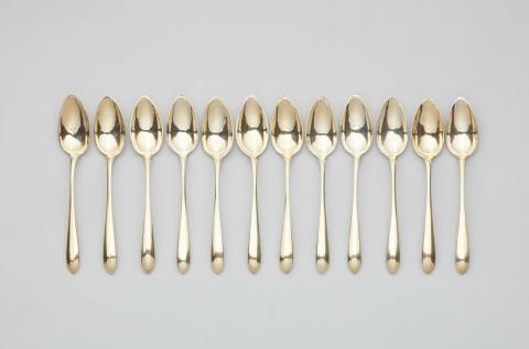 Balthasar Friedrich Stenglin - A set of 12 Augsburg silver gilt coffee spoons