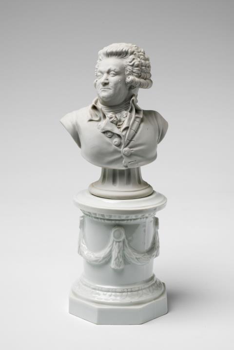  Fürstenberg - A Fürstenberg porcelain bust of the Marquis de Mirabeau