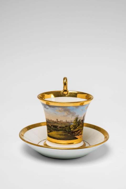  Nymphenburg - A Nymphenburg porcelain cup with a view of Munich