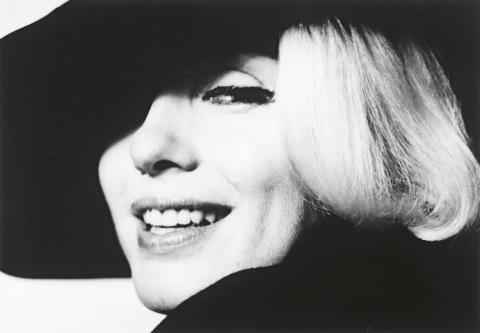 Bert Stern - Marilyn with Hat (from the series: The last Sitting)