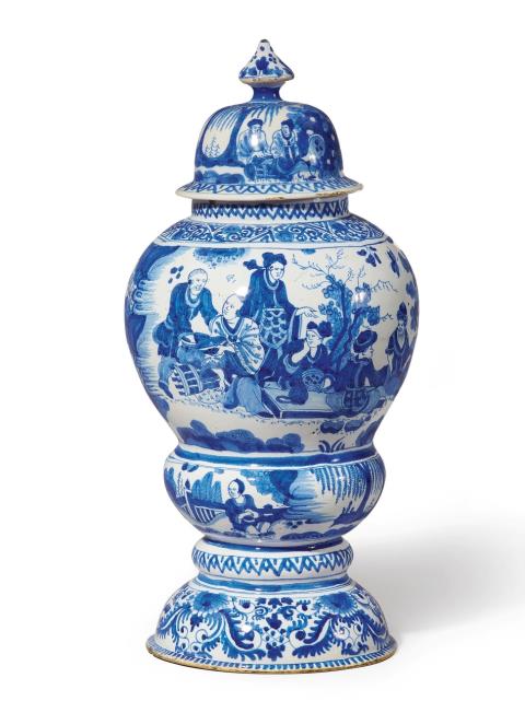Gerhard Wolbeer - A Berlin faience vase and cover with Chinoiserie decor