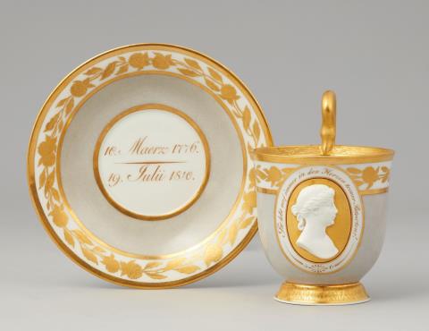 Leonhard Posch - A Berlin KPM porcelain commemorative cup with Queen Louise