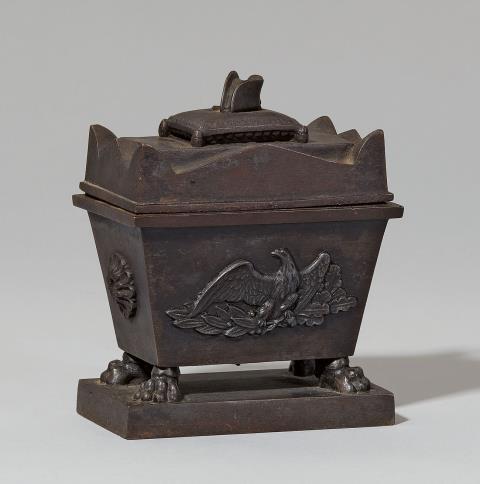  Königliche Eisengießerei Berlin - A cast iron inkwell formed as the sarcophagus of Napoleon