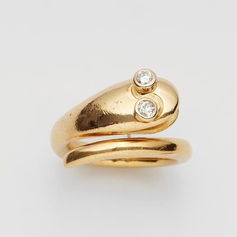Falko Marx - An 18k gold and diamond snake ring