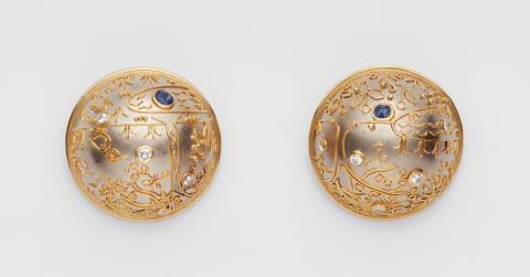 Falko Marx - A pair of jewelled clip earrings with granulation
