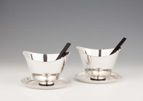 Anton Michelsen - A pair of Copenhagen silver sauce boats and spoons