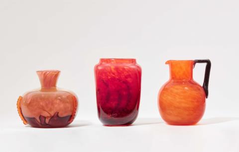  Schneider (Cristallerie Schneider) - Two glass vases and a jug