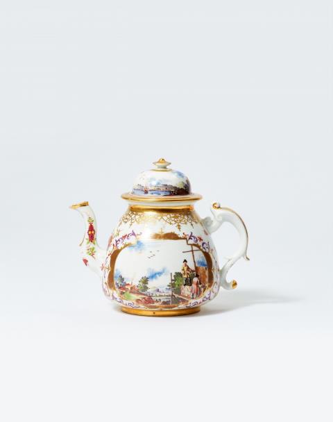 Christian Friedrich Herold - An early Meissen porcelain teapot with a KPM mark