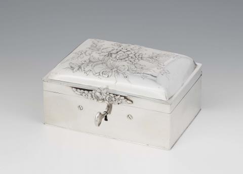 Christian Friedrich Müller - A Potsdam silver sugar box. With original lock and key. Marks of Christian Friedrich Müller, 1767 - 70.