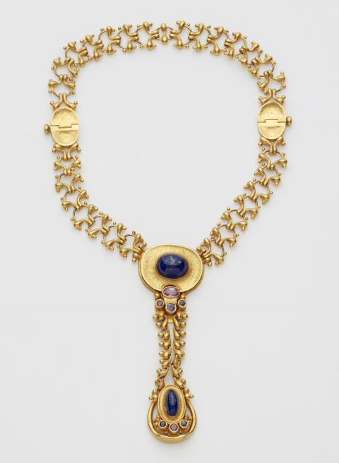 Wolfgang Skoluda - A 22k gold transformable necklace