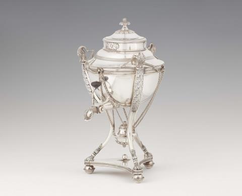 Carl Heinrich Ludwig Zimmermann - A Königsberg silver tea urn