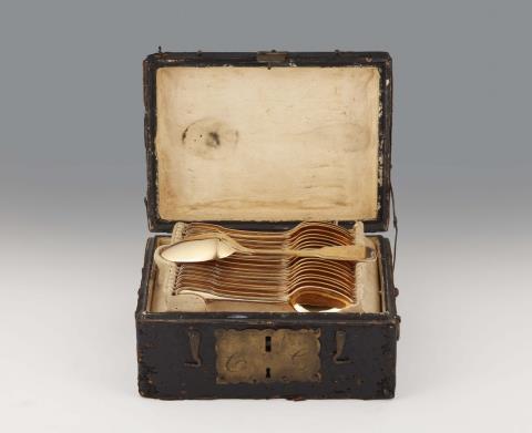 Jacob Heinrich Alberti - A Strasbourg silver dessert cutlery set in a leather case